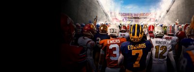 EA Sports College Football 25 – Bannière montrant trois joueurs universitaires prenant la pose