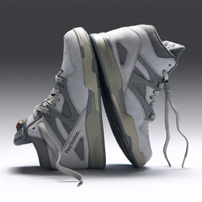 "PlayStation | Reebok"30周年アニバーサリーコレクション｜ポンプ オムニ ゾーンの製品写真①