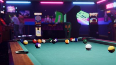 צילום מסך Arcade Paradise המציג שולחן ביליארד
