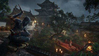 Assassin's Creed Shadows screenshot showing Naoe readying a kunai
