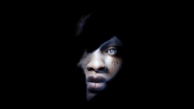 Capture d'écran de Banishers: Ghosts of New Eden – un visage effrayant