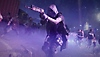 Capture d'écran de la Saison 2 de Call of Duty – un opérateur est attaqué par de nombreux zombies