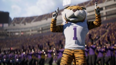 《EA Sports College Football 25》螢幕截圖，顯示一個球隊吉祥物在人潮滿滿的球場中表演