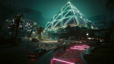 Captura de pantalla de la expansión Phantom Liberty para Cyberpunk 2077 con una gran pirámide con luces de neón