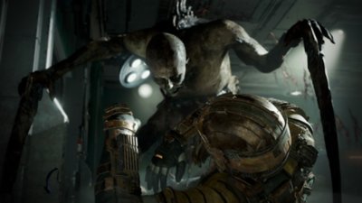 Captura de pantalla de Dead Space que muestra a una grotesca criatura acercándose a Isaac