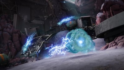 Destiny 2 : Les Confins du Destin – Capture d'écran montrant une lueur bleue avec des étincelles électriques au niveau d'un escalier