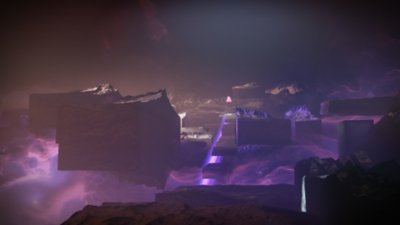 Captura de tela de Destiny 2: A Forma Final mostrando uma paisagem roxa brilhante do novo local Coração Pálido