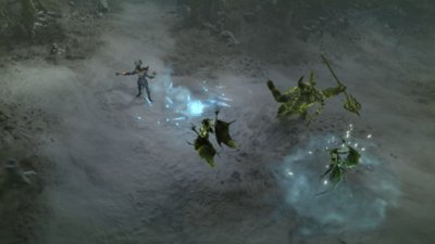 Diablo IV sesong 8 – skjermbilde av en invasjon av fiender på et tåkete sted