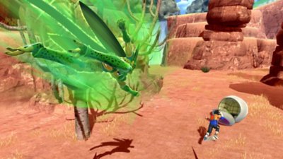 Dragon Ball:‎ The Breakers - لقطة شاشة من اللعبة تعرض شخصية Raider يقترب من شخصية Survivor
