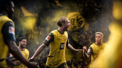 صورة من EA Sports FC 25 Showcase تعرض لاعبين يرتدون قمصان صفراء ويحتفلون