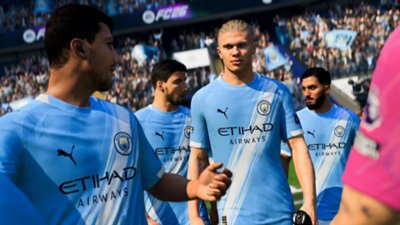 لقطة شاشة من EA Sports FC 26 تُظهر إرلينغ هالاند وبقية فريق كرة قدم مانشستر سيتي