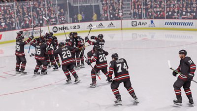 EA Sports NHL 23 – Screenshots eines Teams, das ein Tor feiert.