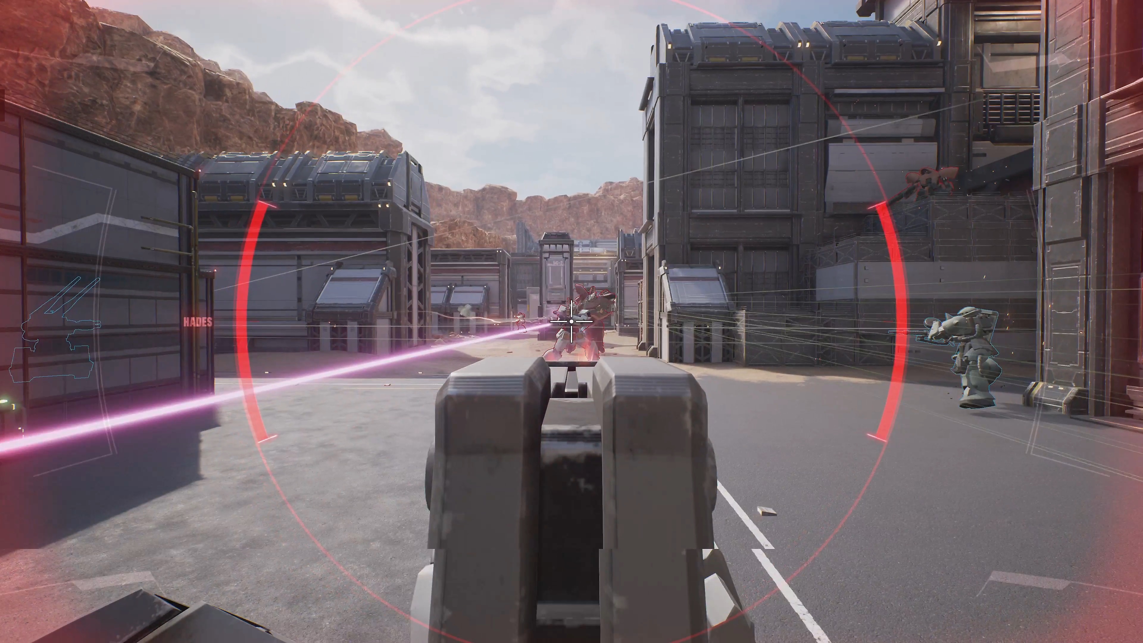 Gundam Evolution - Captura de tela mostrando a visão em primeira pessoa mirando com armas