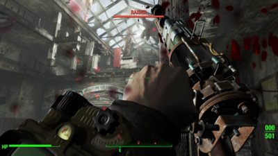 Captura de tela de combate de Fallout 4 mostrando uma arma sendo recarregada.