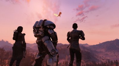 Captura de pantalla de Fallout 76 que muestra a tres personajes observando una figura en el cielo parecida a una criatura