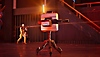 لقطة شاشة للفصل 4 من الموسم 4 من لعبة Fortnite تظهر بها شخصية وسلاح على شكل مدفع في حقيبة