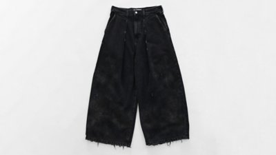 Ghost of Tsushima HAKAMA JEANS ブラック Ghost of Tsushima × HAKAMA JEANS | PlayStation