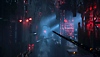 Ghostrunner 2 – snímek obrazovky zobrazující tmavou úroveň osvětlenou červeným světlem