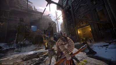 Captura de ecrã de God of War — Kratos com um escudo