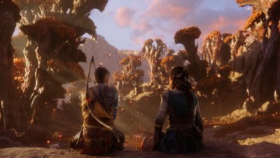 لقطة شاشة للعبة God of War راغنروك لأجهزة الكمبيوتر - تعرض شخصيتي أتريوس وأنغربودا