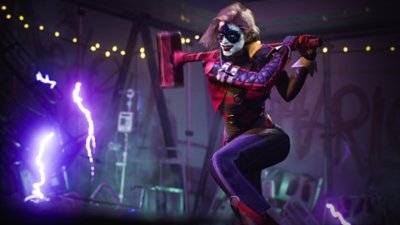 Gotham Knights snimak ekrana koji prikazuje Harley Quinn dok zamahuje čekićem