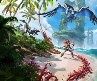 Horizon Forbidden West – Key-Art mit Aloy auf einem Strand vor einer zerstörten Golden Gate Bridge