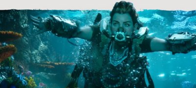 Aloy swims underwater using a breathing apparatus.