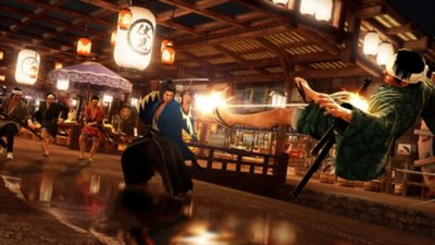 Like a Dragon: Ishin! screenshot showing the main character shooting another with a pistol while holding a sword above their head