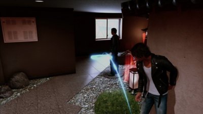 Lost Judgment - Action d'enquête - Capture d’écran des éléments principaux