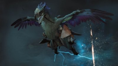 《Monster Hunter Wilds》螢幕截圖，顯示獵人在閃電風暴中騎在有翅膀、類似猛禽的坐騎上滑翔。