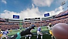 Captura de pantalla de NFL Pro Era que muestra al jugador en el equipo de los Buffalo Bills a punto de lanzar la pelota