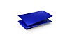 Vista lateral de la cubierta de consola PS5 en color azul cobalto