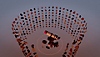 Puzzling Places – зняток екрану із зображенням 3D-пазла, який збирається