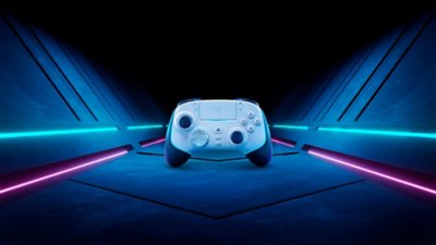 Razer Wolverine V2 Pro Gallery Image 1