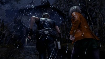 Resident Evil 4 – Screenshot, der Leon Kennedy und Ashley zeigt, die durch den Regen laufen.