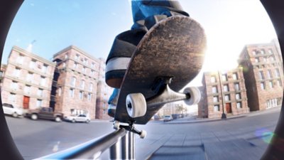 Session: Skate Sim-key-art van een close-up van een skater die op een reling grindt