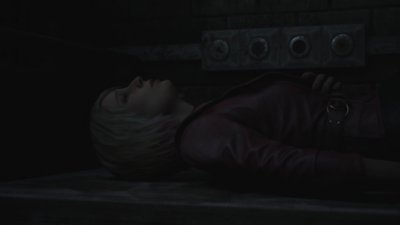 Silent Hill 2, snimka zaslona koji prikazuje Mariju kako leži u bolničkom krevetu
