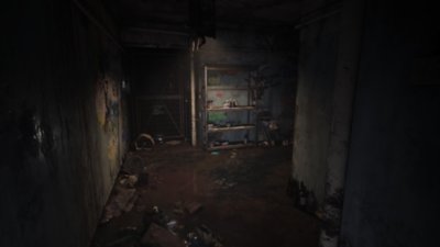 Silent Hill: The Short Message screenshot showing a dark and dirty environment