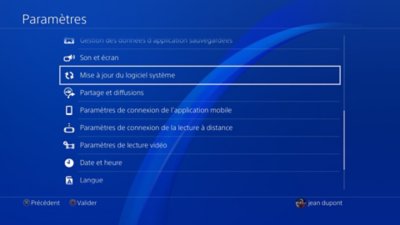 Écran Paramètres de la PS4 avec la mise à jour du logiciel système en surbrillance.