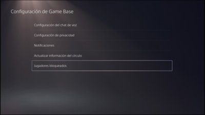 Interfaz de usuario de una consola PS5, en la cual se indica dónde encontrar a los jugadores bloqueados.