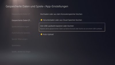 Bildschirm "Gespeicherte Daten und Spiele-/App-Einstellungen" der PS5, wobei die Option "Gespeicherte Daten (PS4)" auf der linken Seite des Bildschirms ausgewählt ist, und auf der rechten Seite des Bildschirms ist die Option "Vom USB-Laufwerk kopieren oder löschen" markiert.