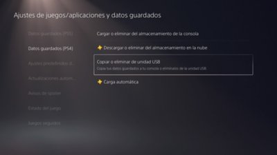 Pantalla Ajustes de juegos/aplicaciones y datos guardados de PS5 con Datos guardados (PS4) seleccionado en la parte izquierda de la pantalla y Copiar o eliminar de unidad USB resaltado en la parte derecha de la pantalla.