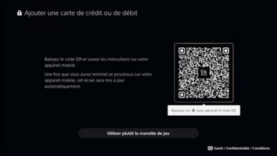 Écran Ajouter une carte bancaire sur PS5 avec un code QR scannable ou un bouton à utiliser sur la console.