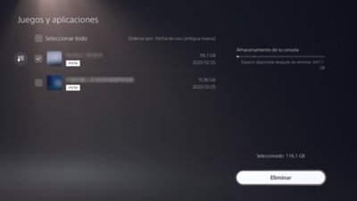 Pantalla Juegos y aplicaciones de PS5 con un elemento indicado como seleccionado mediante una marca de verificación en el lado izquierdo de la pantalla y el botón Eliminar disponible en la esquina inferior derecha de la pantalla.