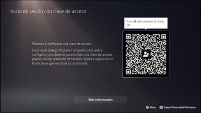 Pantalla tras seleccionar "Inicio de sesión con clave de acceso" en la consola PS5 en la que se muestra el código QR.