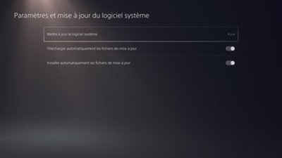 Écran Paramètres et mise à jour du logiciel système sur PS5. L'option Mettre à jour le logiciel système est en surbrillance et le message "À jour" s'affiche.