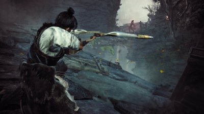 لقطة شاشة للعبة Wo Long Fallen Dynasty يظهر بها لاعب يصوّب مستخدمًا قوسًا ضخمًا